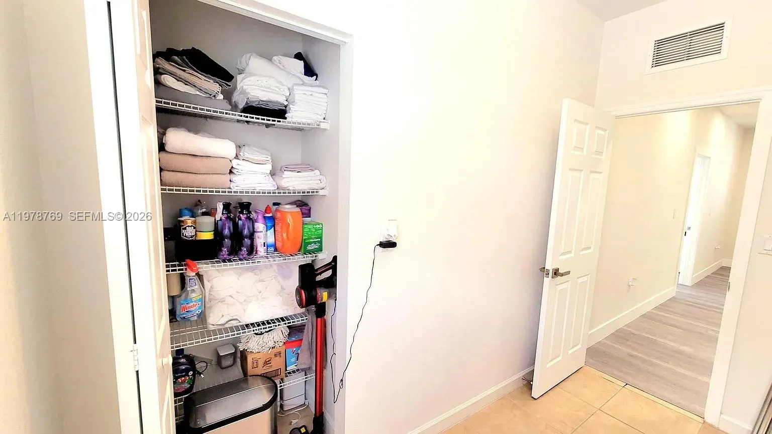 17070 Sw 91st St, Miami, Florida 33196, Miami, Florida 33196, 4 Bedrooms Bedrooms, ,3 BathroomsBathrooms,Residential Lease,For Rent,17070 Sw 91st St, Miami, Florida 33196,A11978769
