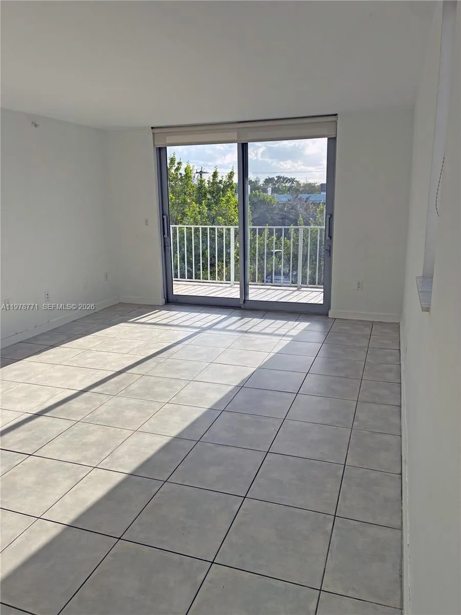 650 Ne 64th St G309, Miami, Florida 33138, Miami, Florida 33138, 1 Bedroom Bedrooms, ,1 BathroomBathrooms,Residential Lease,For Rent,650 Ne 64th St G309, Miami, Florida 33138,A11978771