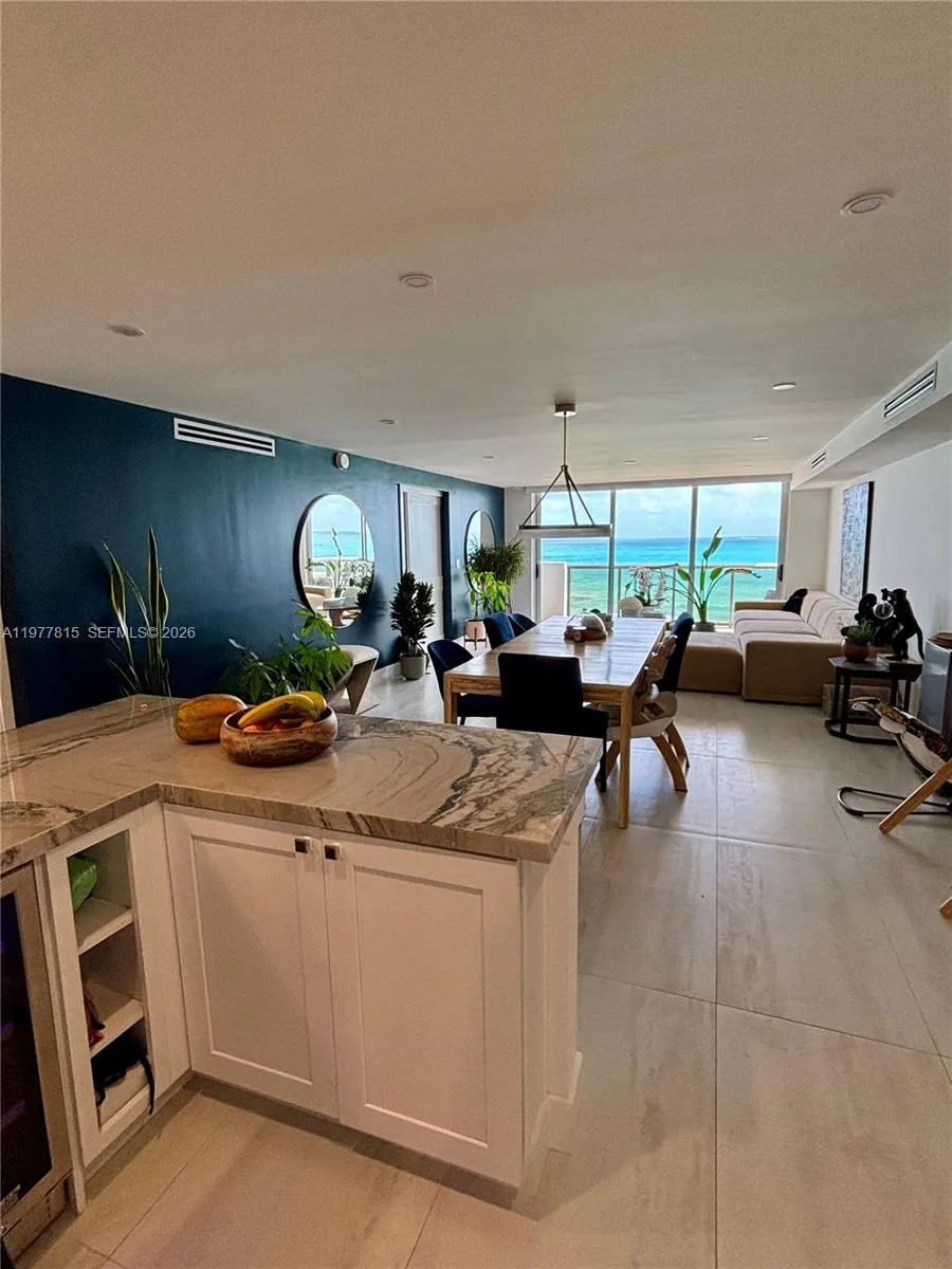 6039 Collins Ave 615-617, Miami Beach, Florida 331, Miami Beach, Florida 33140, 4 Bedrooms Bedrooms, ,4 BathroomsBathrooms,Residential Lease,For Rent,6039 Collins Ave 615-617, Miami Beach, Florida 331,A11977815