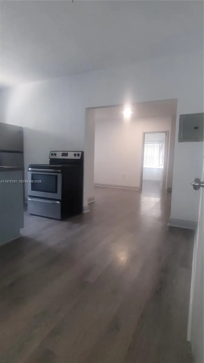 1322 Sw 7th St 4, Miami, Florida 33135, Miami, Florida 33135, 1 Bedroom Bedrooms, ,1 BathroomBathrooms,Residential Lease,For Rent,1322 Sw 7th St 4, Miami, Florida 33135,A11978787