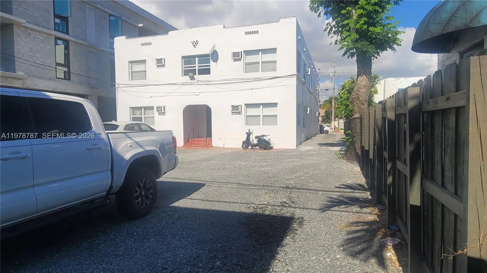1322 Sw 7th St 4, Miami, Florida 33135, Miami, Florida 33135, 1 Bedroom Bedrooms, ,1 BathroomBathrooms,Residential Lease,For Rent,1322 Sw 7th St 4, Miami, Florida 33135,A11978787