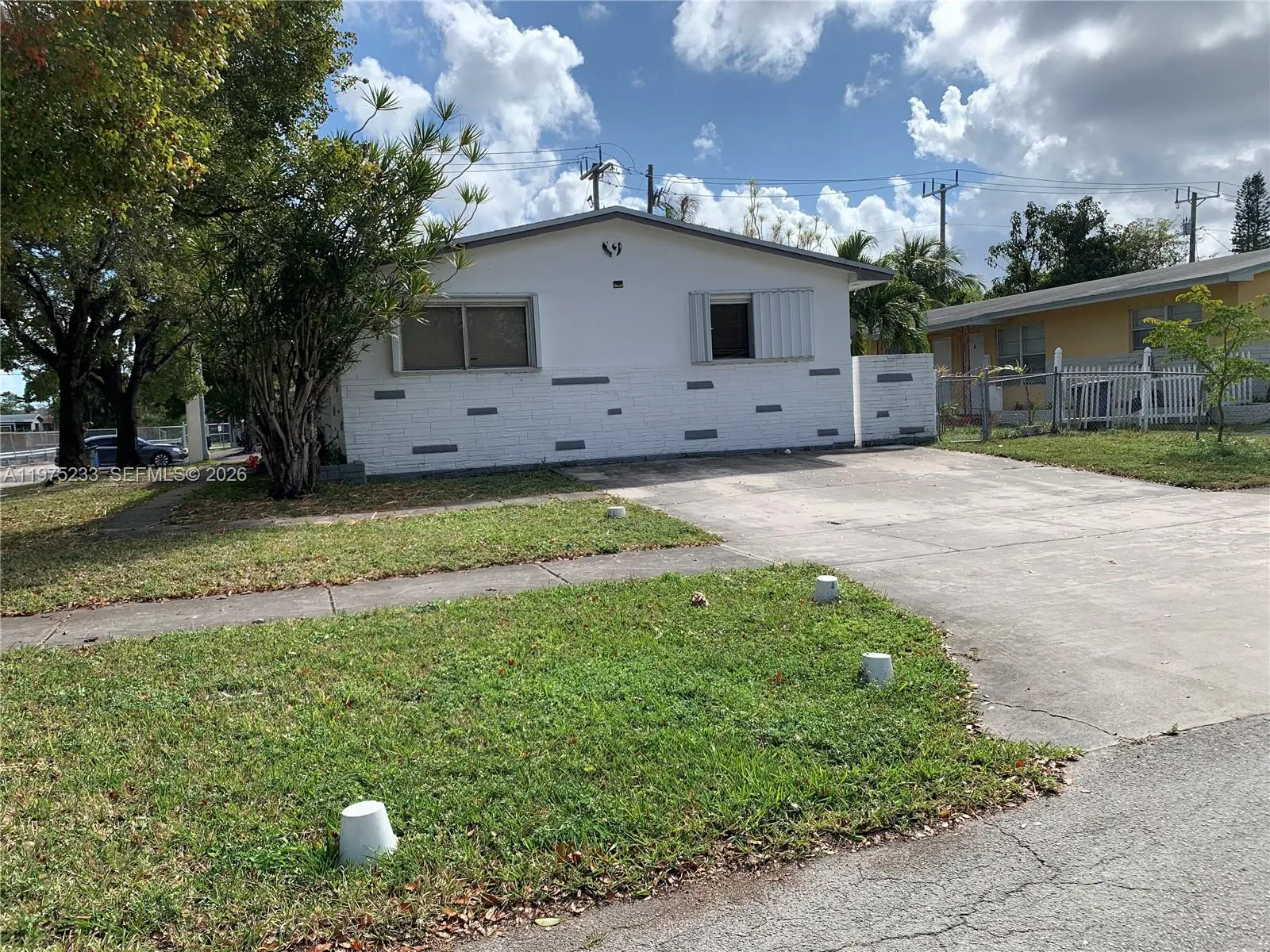 401 Sw 8th St A, Hallandale Beach, Florida 33009, Hallandale Beach, Florida 33009, 2 Bedrooms Bedrooms, ,1 BathroomBathrooms,Residential Lease,For Rent,401 Sw 8th St A, Hallandale Beach, Florida 33009,A11975233