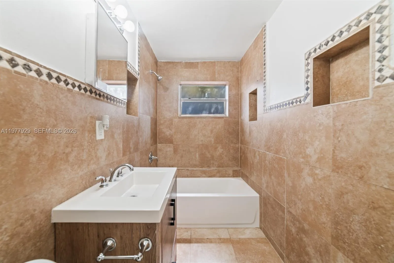16170 Ne 18th Pl 16170, North Miami Beach, Florida, North Miami Beach, Florida 33162, 2 Bedrooms Bedrooms, ,1 BathroomBathrooms,Residential Lease,For Rent,16170 Ne 18th Pl 16170, North Miami Beach, Florida,A11977929