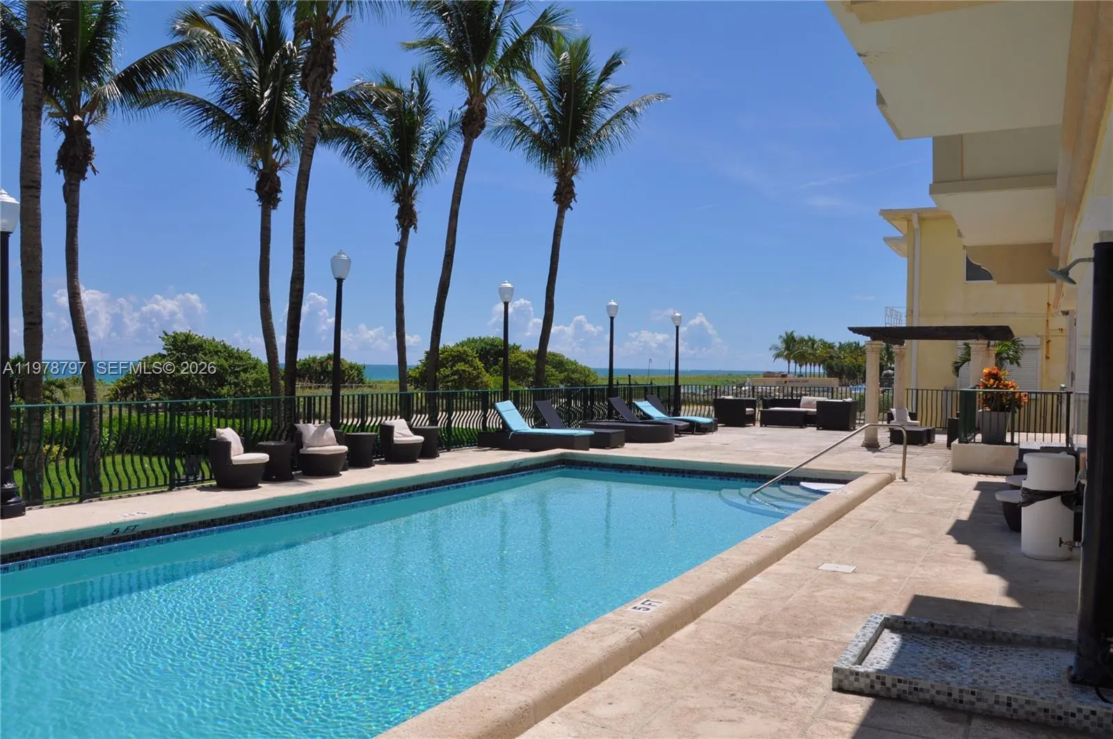 9195 Collins Ave 711, Surfside, Florida 33154, Surfside, Florida 33154, 1 Bedroom Bedrooms, ,1 BathroomBathrooms,Residential Lease,For Rent,9195 Collins Ave 711, Surfside, Florida 33154,A11978797