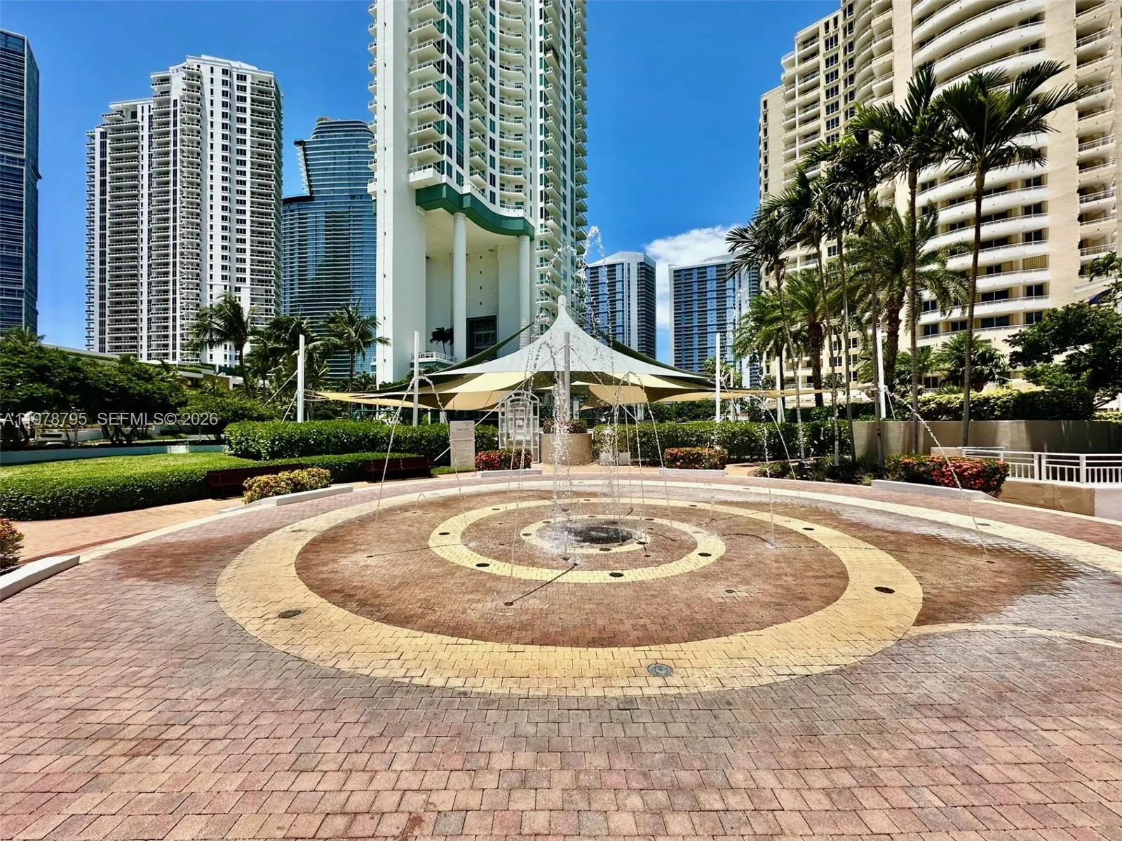 808 Brickell Key Dr 3304, Miami, Florida 33131, Miami, Florida 33131, 3 Bedrooms Bedrooms, ,3 BathroomsBathrooms,Residential Lease,For Rent,808 Brickell Key Dr 3304, Miami, Florida 33131,A11978795