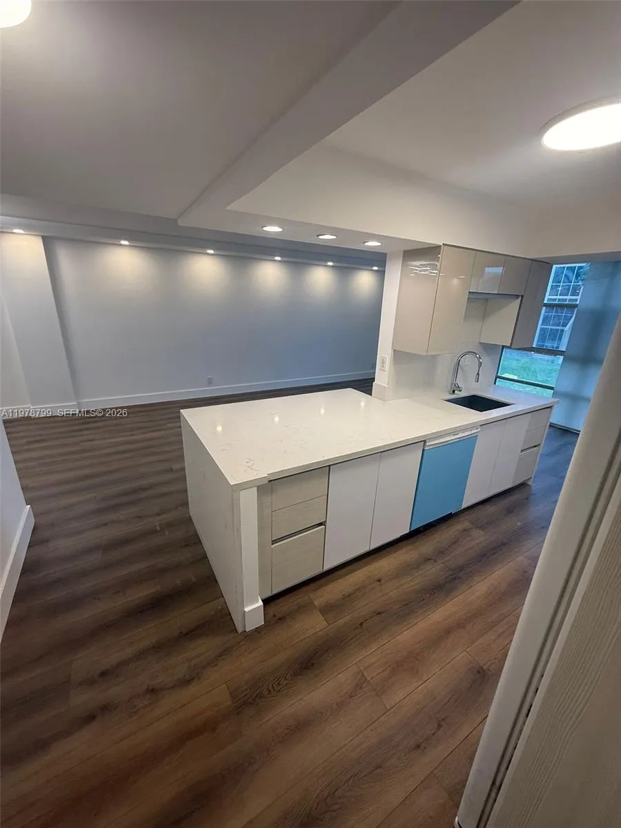 851 Three Islands Blvd 209, Hallandale Beach, Flor, Hallandale Beach, Florida 33009, 2 Bedrooms Bedrooms, ,2 BathroomsBathrooms,Residential Lease,For Rent,851 Three Islands Blvd 209, Hallandale Beach, Flor,A11978799