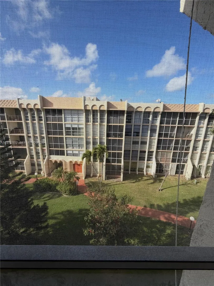 851 Three Islands Blvd 512, Hallandale Beach, Flor, Hallandale Beach, Florida 33009, 2 Bedrooms Bedrooms, ,2 BathroomsBathrooms,Residential Lease,For Rent,851 Three Islands Blvd 512, Hallandale Beach, Flor,A11978802