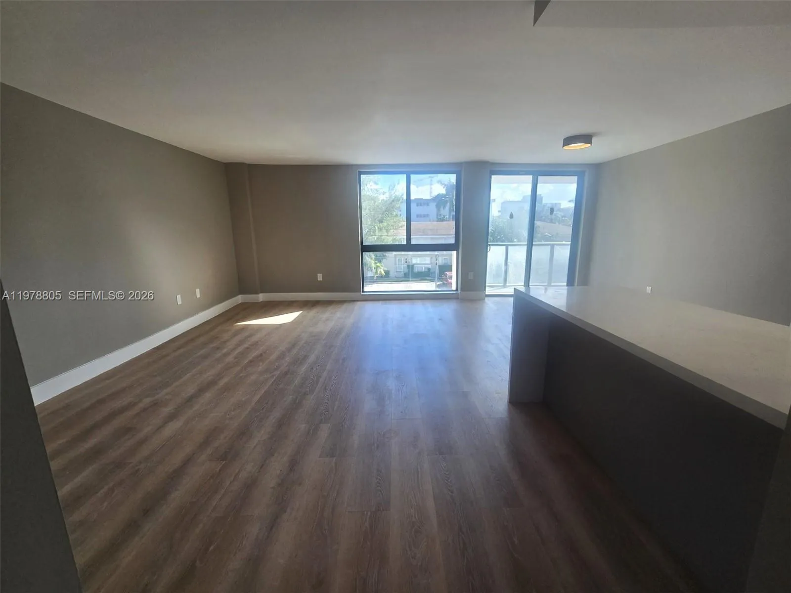 9800 W Bay Harbor Dr 305, Bay Harbor Islands, Flor, Bay Harbor Islands, Florida 33154, 1 Bedroom Bedrooms, ,1 BathroomBathrooms,Residential Lease,For Rent,9800 W Bay Harbor Dr 305, Bay Harbor Islands, Flor,A11978805