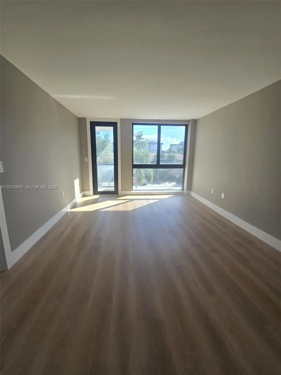 9800 W Bay Harbor Dr 305, Bay Harbor Islands, Flor, Bay Harbor Islands, Florida 33154, 1 Bedroom Bedrooms, ,1 BathroomBathrooms,Residential Lease,For Rent,9800 W Bay Harbor Dr 305, Bay Harbor Islands, Flor,A11978805
