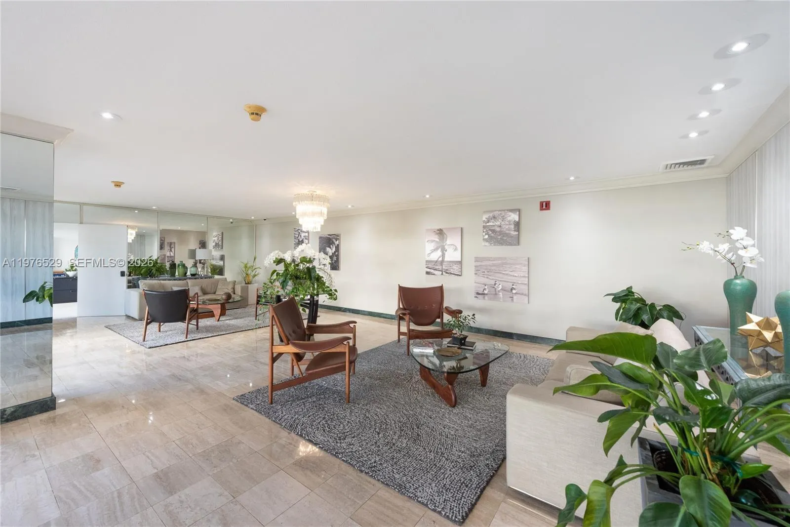 Miami, Florida 33131, 1 Bedroom Bedrooms, ,1 BathroomBathrooms,Residential Lease,For Rent,A11976529