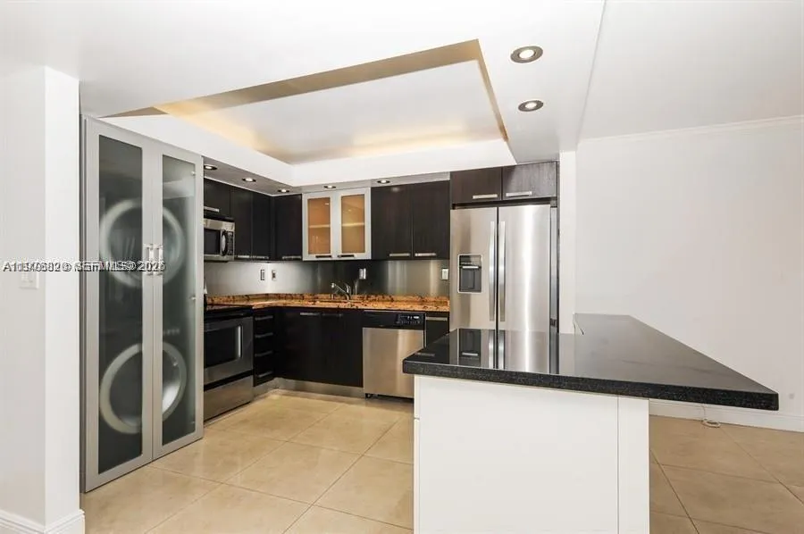 1865 Brickell Ave A406, Miami, Florida 33129, Miami, Florida 33129, 1 Bedroom Bedrooms, ,1 BathroomBathrooms,Residential Lease,For Rent,1865 Brickell Ave A406, Miami, Florida 33129,A11978820