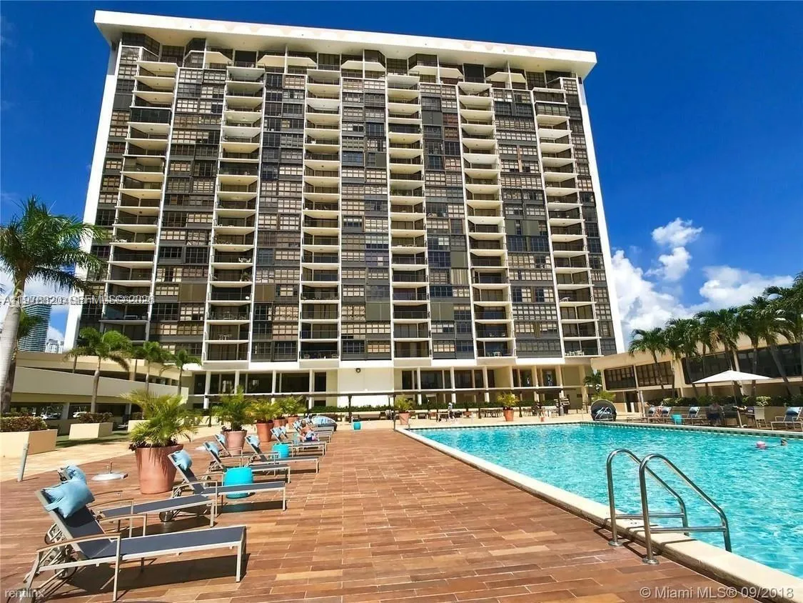1865 Brickell Ave A406, Miami, Florida 33129, Miami, Florida 33129, 1 Bedroom Bedrooms, ,1 BathroomBathrooms,Residential Lease,For Rent,1865 Brickell Ave A406, Miami, Florida 33129,A11978820