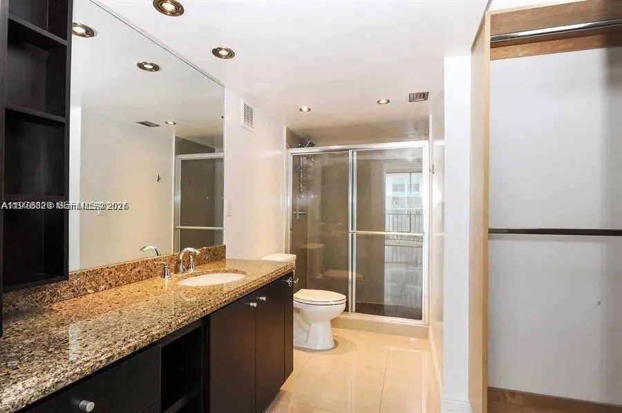 1865 Brickell Ave A406, Miami, Florida 33129, Miami, Florida 33129, 1 Bedroom Bedrooms, ,1 BathroomBathrooms,Residential Lease,For Rent,1865 Brickell Ave A406, Miami, Florida 33129,A11978820