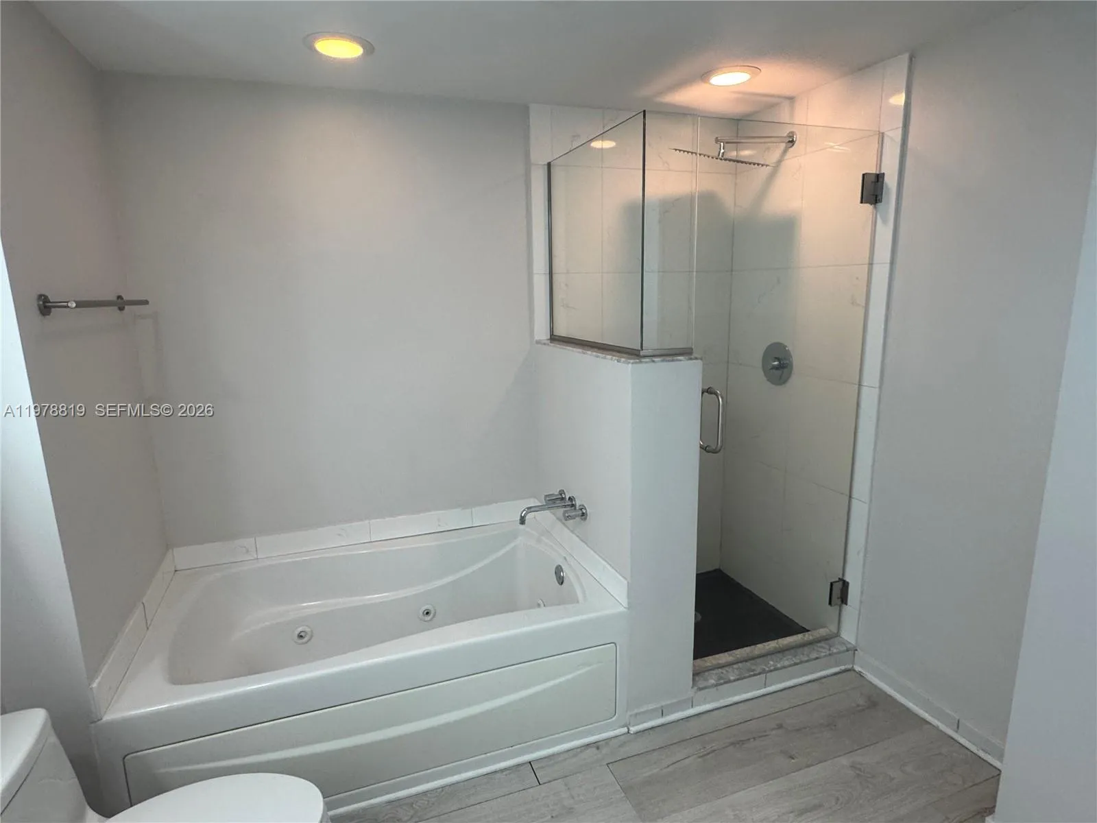 500 Brickell Ave 3803, Miami, Florida 33131, Miami, Florida 33131, 1 Bedroom Bedrooms, ,1 BathroomBathrooms,Residential Lease,For Rent,500 Brickell Ave 3803, Miami, Florida 33131,A11978819