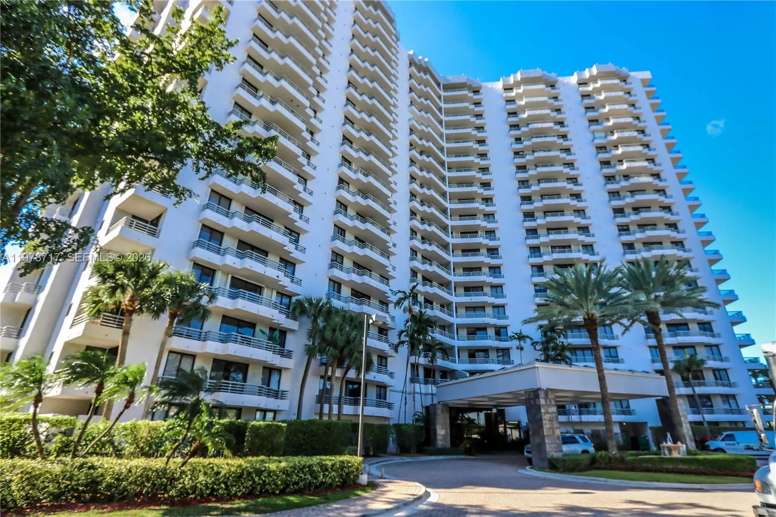 3300 Ne 191st St 418, Aventura, Florida 33180, Aventura, Florida 33180, 2 Bedrooms Bedrooms, ,1 BathroomBathrooms,Residential Lease,For Rent,3300 Ne 191st St 418, Aventura, Florida 33180,A11978717