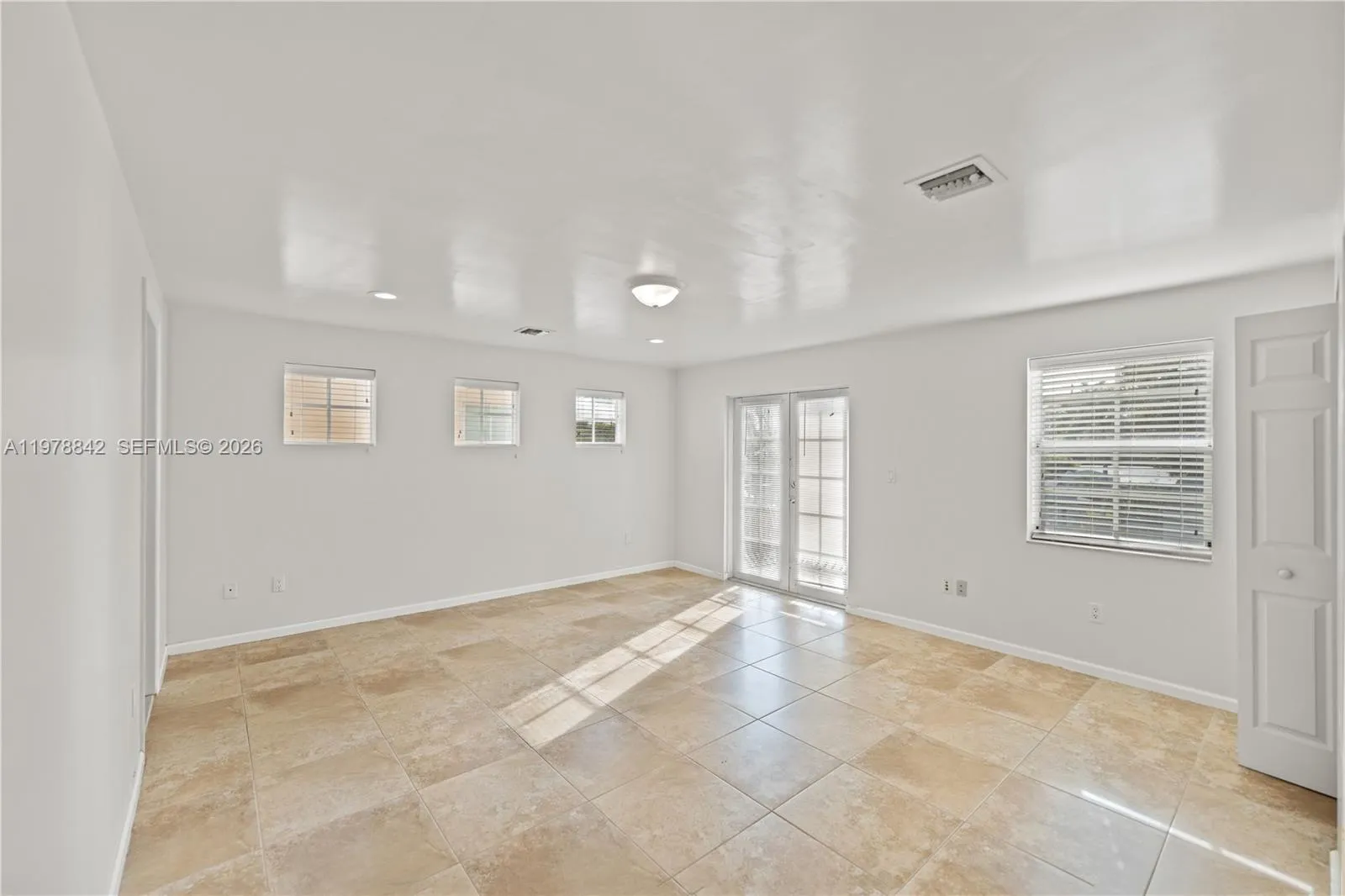 819 Sw 7th Ave, Fort Lauderdale, Florida 33315, Fort Lauderdale, Florida 33315, 4 Bedrooms Bedrooms, ,4 BathroomsBathrooms,Residential,For Sale,819 Sw 7th Ave, Fort Lauderdale, Florida 33315,A11978842