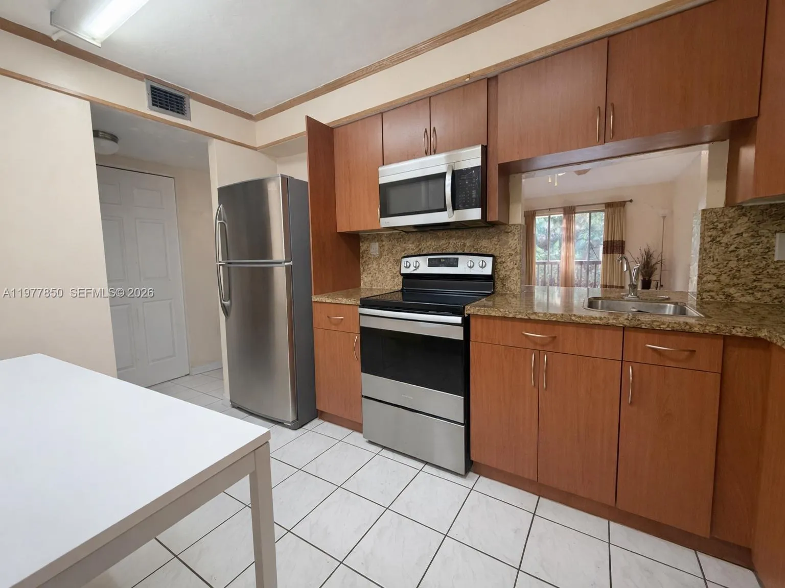 7000 Nova Dr 205e, Davie, Florida 33317, Davie, Florida 33317, 2 Bedrooms Bedrooms, ,2 BathroomsBathrooms,Residential,For Sale,7000 Nova Dr 205e, Davie, Florida 33317,A11977850