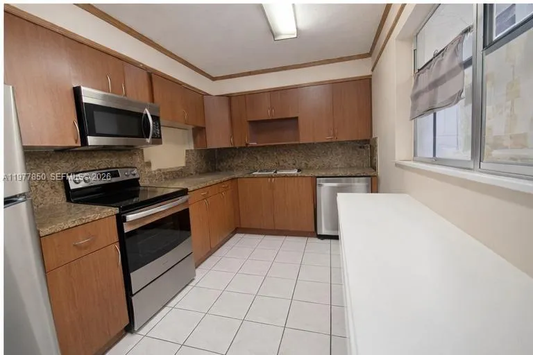 7000 Nova Dr 205e, Davie, Florida 33317, Davie, Florida 33317, 2 Bedrooms Bedrooms, ,2 BathroomsBathrooms,Residential,For Sale,7000 Nova Dr 205e, Davie, Florida 33317,A11977850
