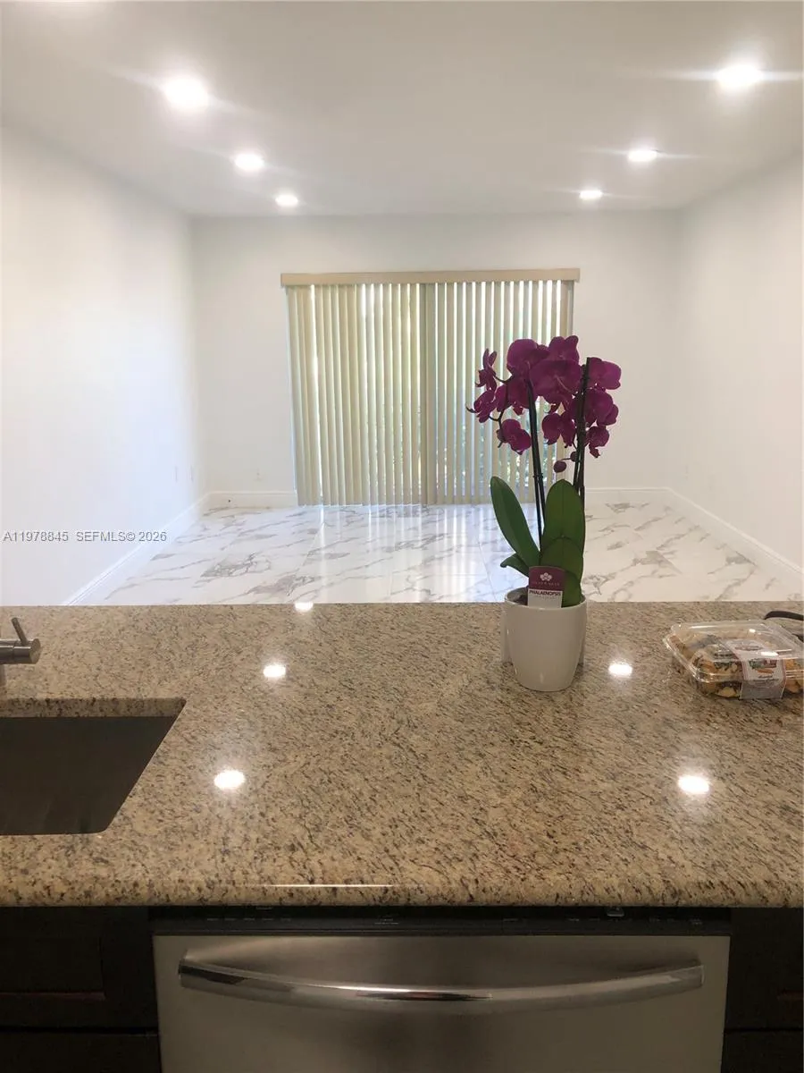 7920 Camino Real M-204, Miami, Florida 33143, Miami, Florida 33143, 2 Bedrooms Bedrooms, ,1 BathroomBathrooms,Residential Lease,For Rent,7920 Camino Real M-204, Miami, Florida 33143,A11978845