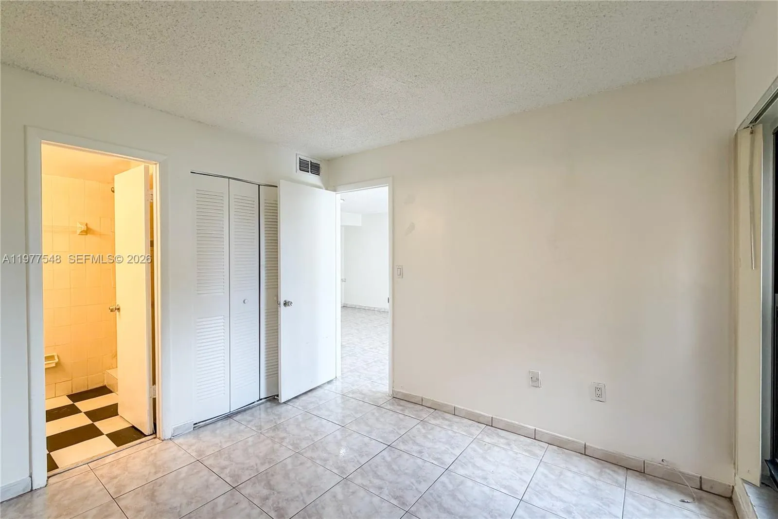 4803 Nw 7th St 105-14, Miami, Florida 33126, Miami, Florida 33126, 2 Bedrooms Bedrooms, ,2 BathroomsBathrooms,Residential Lease,For Rent,4803 Nw 7th St 105-14, Miami, Florida 33126,A11977548