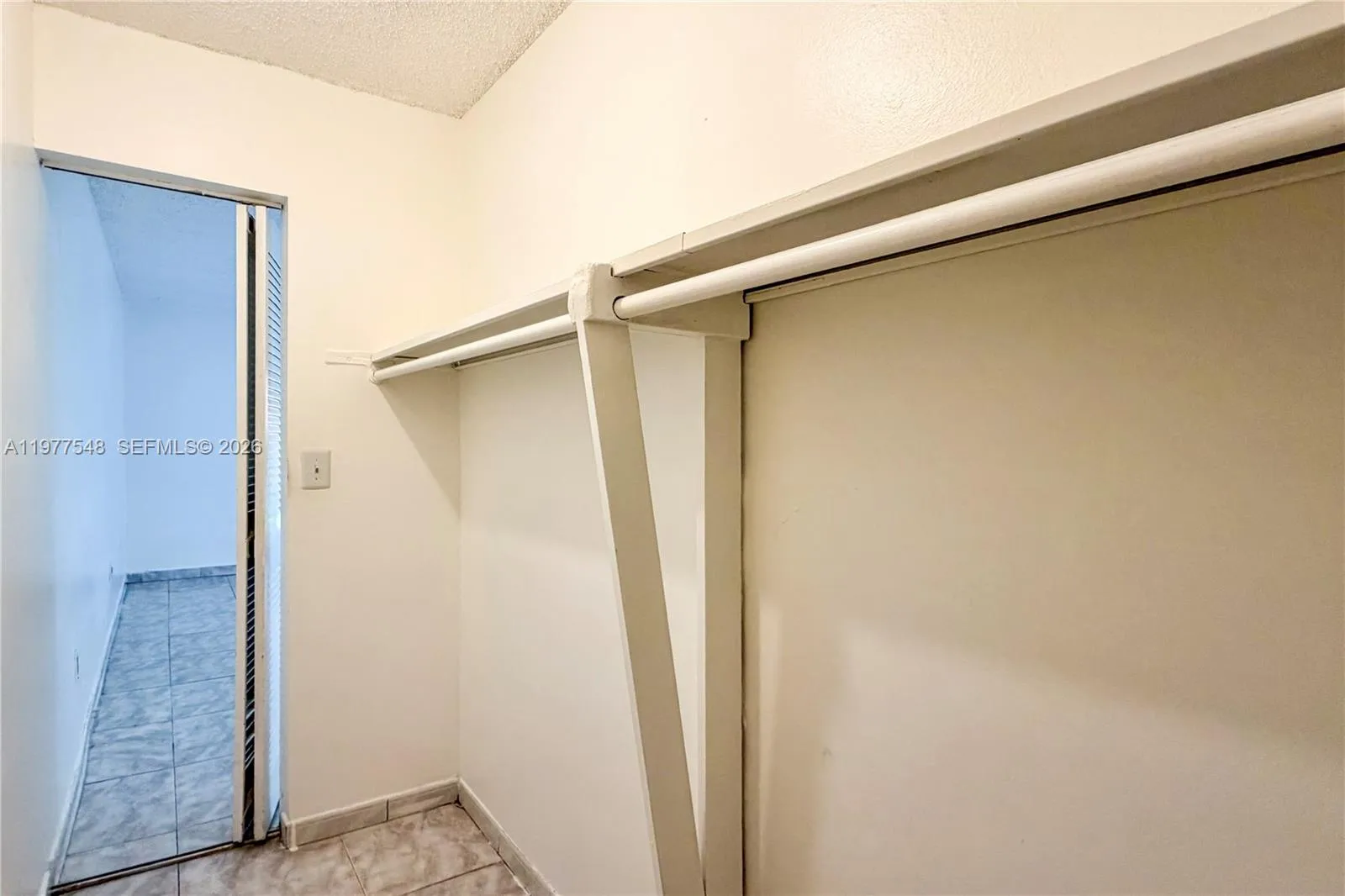 4803 Nw 7th St 105-14, Miami, Florida 33126, Miami, Florida 33126, 2 Bedrooms Bedrooms, ,2 BathroomsBathrooms,Residential Lease,For Rent,4803 Nw 7th St 105-14, Miami, Florida 33126,A11977548