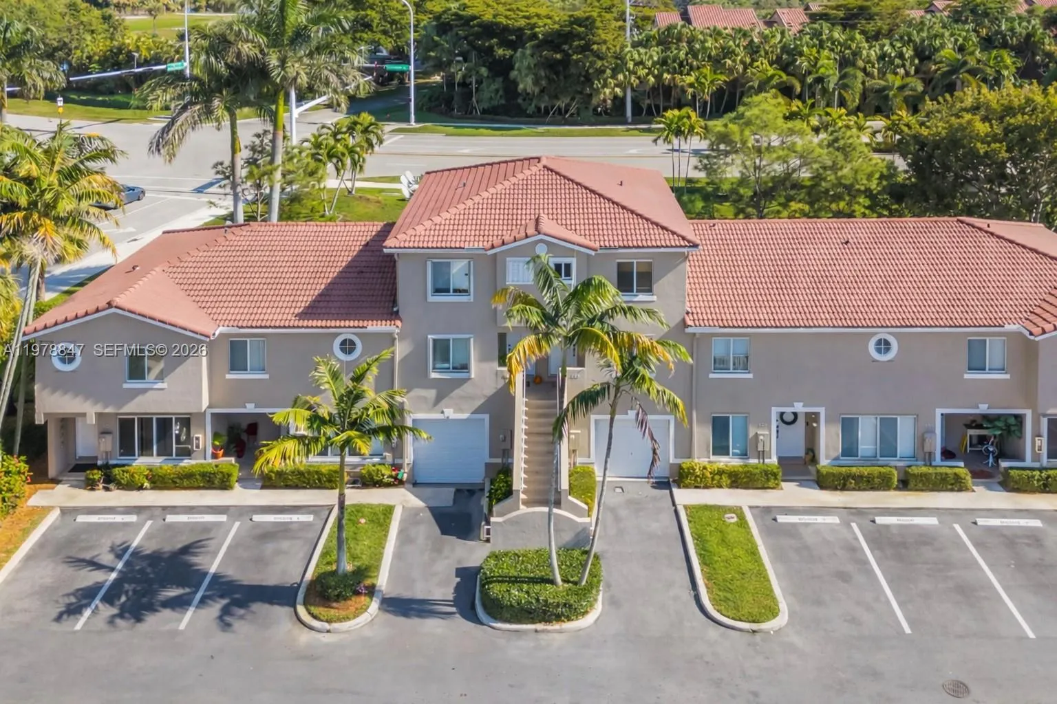 126 Riviera Cir 126, Weston, Florida 33326, Weston, Florida 33326, 3 Bedrooms Bedrooms, ,3 BathroomsBathrooms,Residential Lease,For Rent,126 Riviera Cir 126, Weston, Florida 33326,A11978847