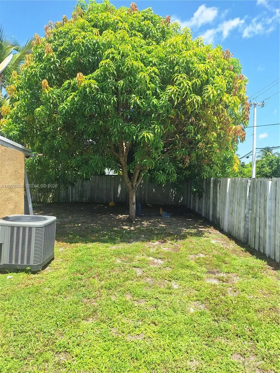 771 Ne 177th St 1, Miami, Florida 33162, Miami, Florida 33162, ,1 BathroomBathrooms,Residential Lease,For Rent,771 Ne 177th St 1, Miami, Florida 33162,A11978853