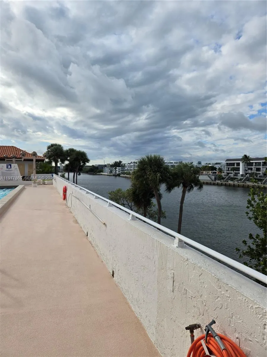 Sunny Isles Beach, Florida 33160, ,1 BathroomBathrooms,Residential,For Sale,A11977869