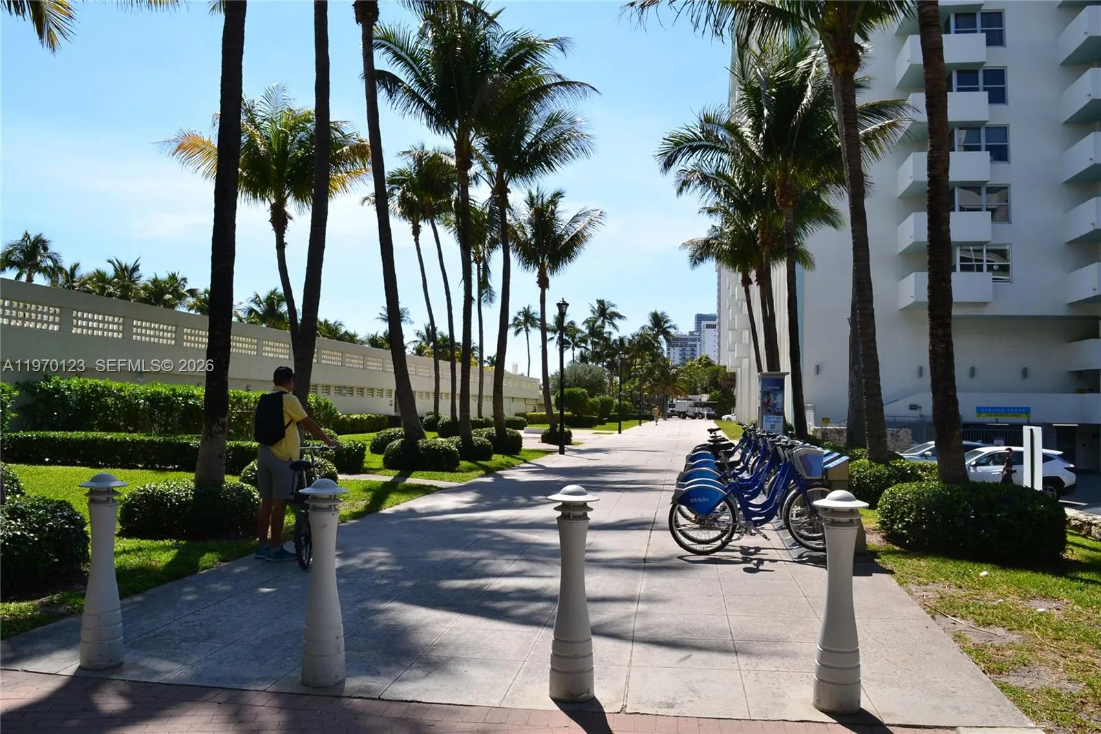 2899 Collins Ave 440, Miami Beach, Florida 33140, Miami Beach, Florida 33140, ,1 BathroomBathrooms,Residential Lease,For Rent,2899 Collins Ave 440, Miami Beach, Florida 33140,A11970123