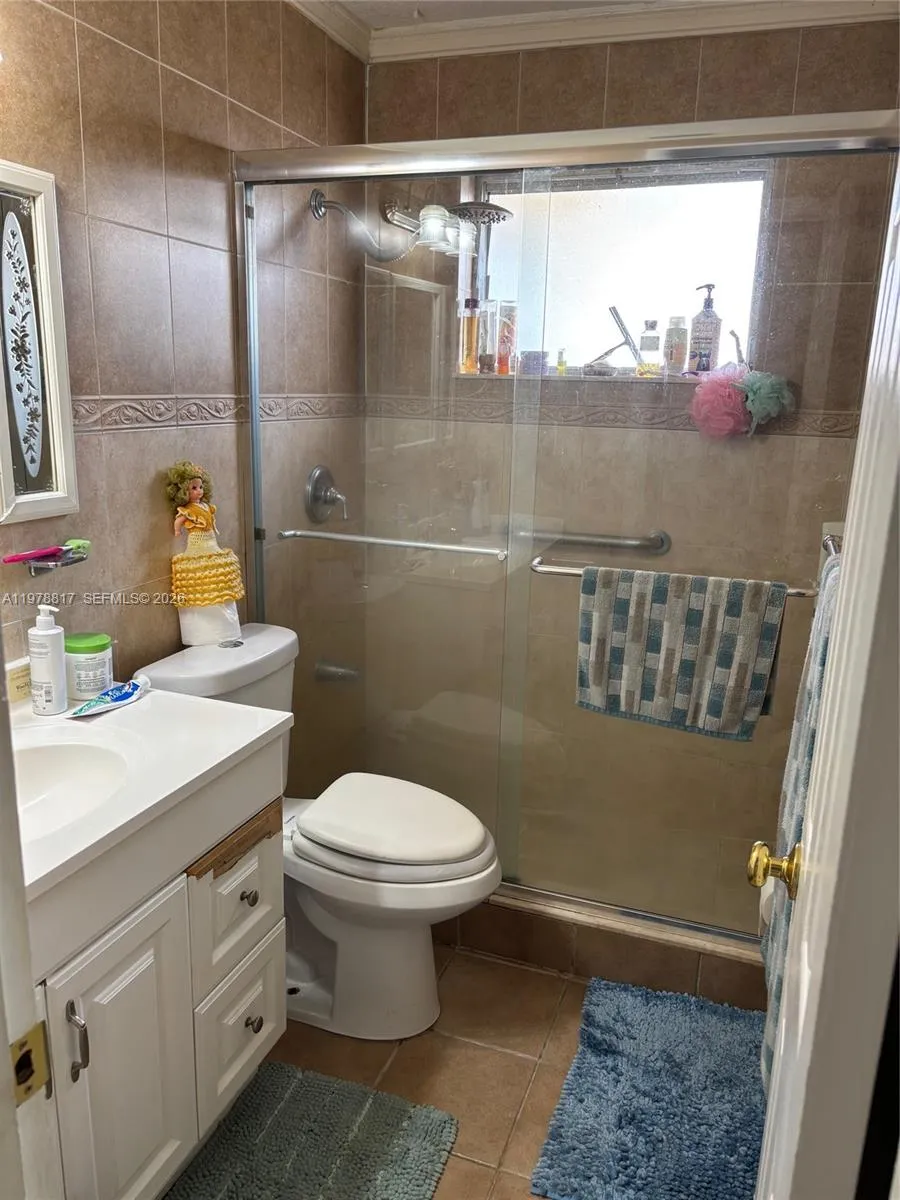 8471 Nw 16th St, Pembroke Pines, Florida 33024, Pembroke Pines, Florida 33024, 2 Bedrooms Bedrooms, ,1 BathroomBathrooms,Residential,For Sale,8471 Nw 16th St, Pembroke Pines, Florida 33024,A11978817