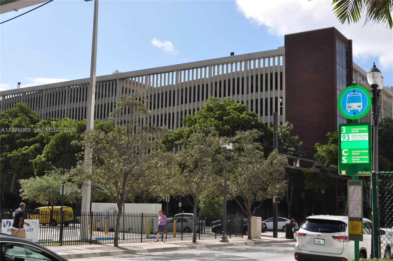 234 Ne 3rd St 908, Miami, Florida 33132, Miami, Florida 33132, 1 Bedroom Bedrooms, ,1 BathroomBathrooms,Residential Lease,For Rent,234 Ne 3rd St 908, Miami, Florida 33132,A11978869