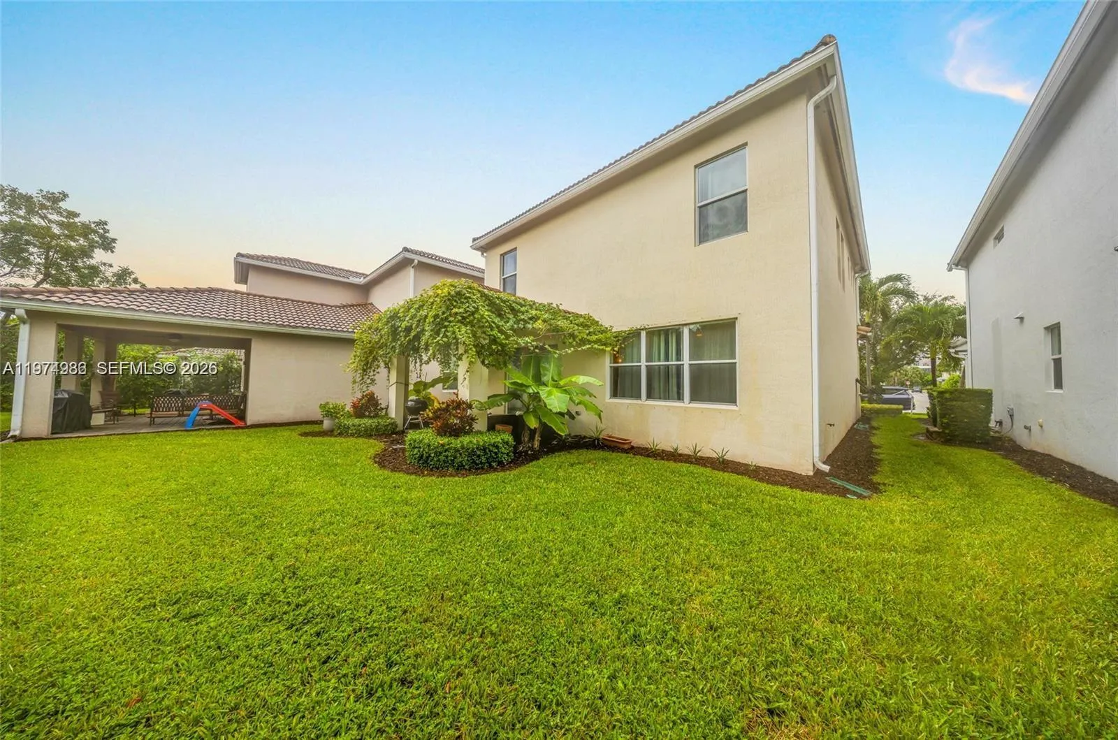 932 Banyan Dr #, Hollywood, Florida 33021, Hollywood, Florida 33021, 3 Bedrooms Bedrooms, ,2 BathroomsBathrooms,Residential Lease,For Rent,932 Banyan Dr #, Hollywood, Florida 33021,A11974986