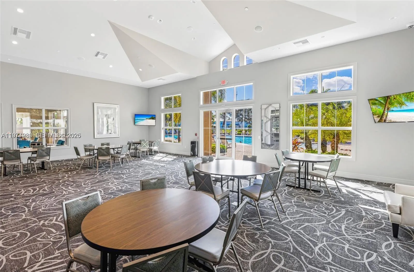 932 Banyan Dr #, Hollywood, Florida 33021, Hollywood, Florida 33021, 3 Bedrooms Bedrooms, ,2 BathroomsBathrooms,Residential Lease,For Rent,932 Banyan Dr #, Hollywood, Florida 33021,A11974986