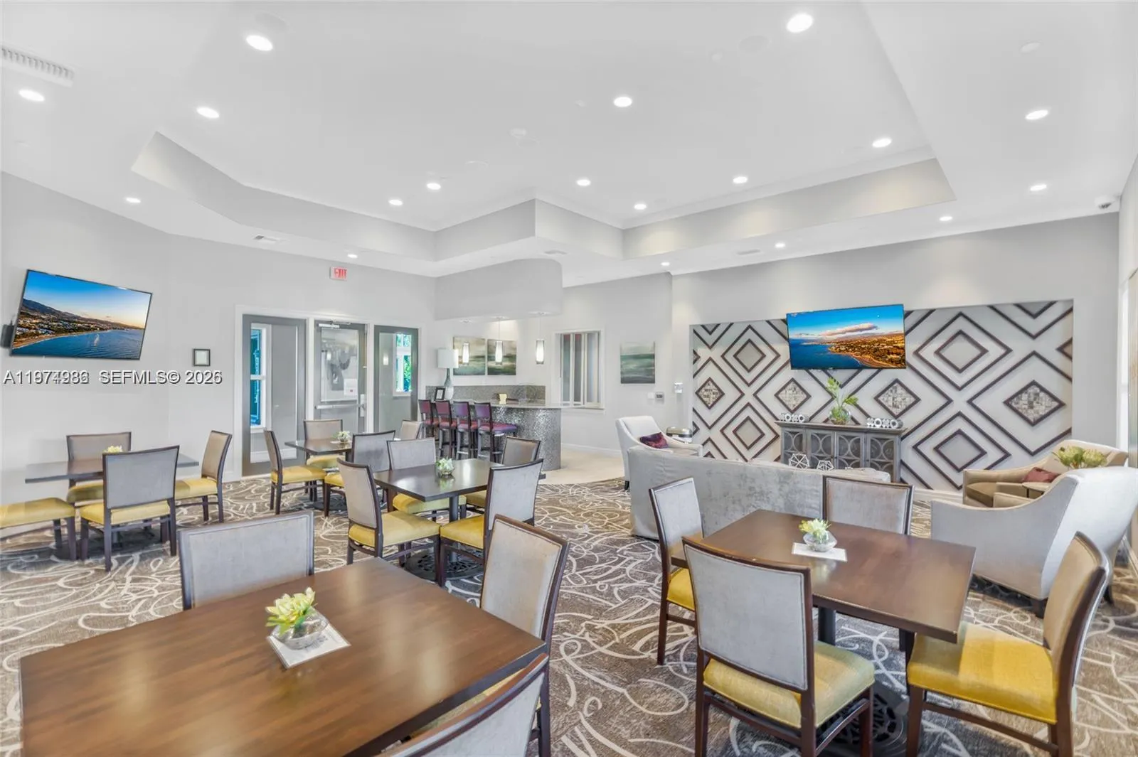 932 Banyan Dr #, Hollywood, Florida 33021, Hollywood, Florida 33021, 3 Bedrooms Bedrooms, ,2 BathroomsBathrooms,Residential Lease,For Rent,932 Banyan Dr #, Hollywood, Florida 33021,A11974986