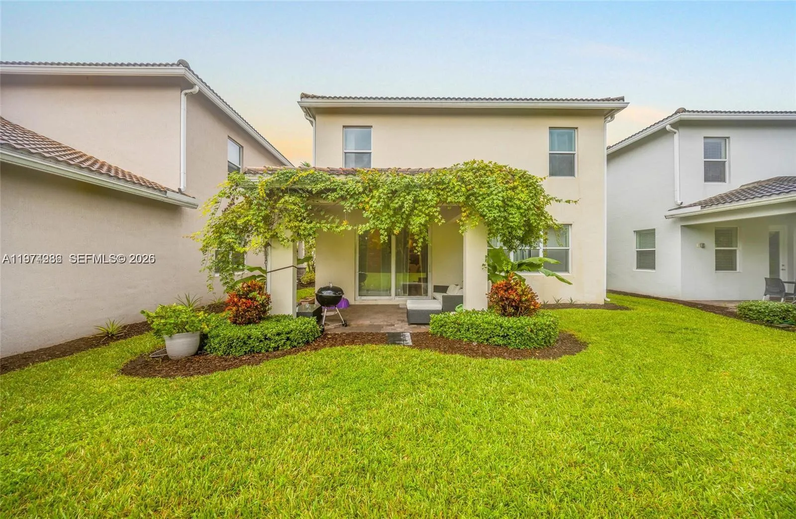 932 Banyan Dr #, Hollywood, Florida 33021, Hollywood, Florida 33021, 3 Bedrooms Bedrooms, ,2 BathroomsBathrooms,Residential Lease,For Rent,932 Banyan Dr #, Hollywood, Florida 33021,A11974986
