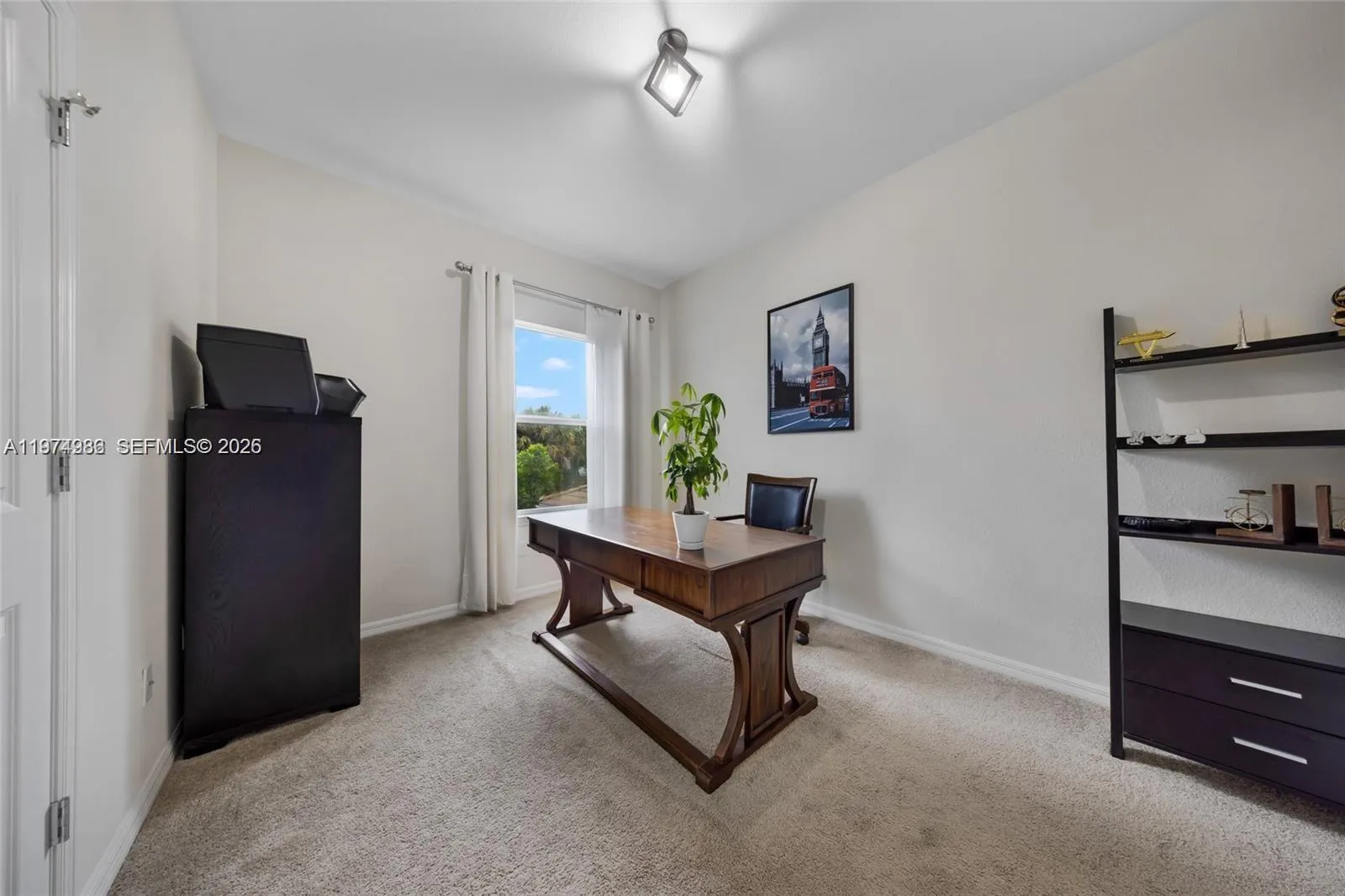 932 Banyan Dr #, Hollywood, Florida 33021, Hollywood, Florida 33021, 3 Bedrooms Bedrooms, ,2 BathroomsBathrooms,Residential Lease,For Rent,932 Banyan Dr #, Hollywood, Florida 33021,A11974986