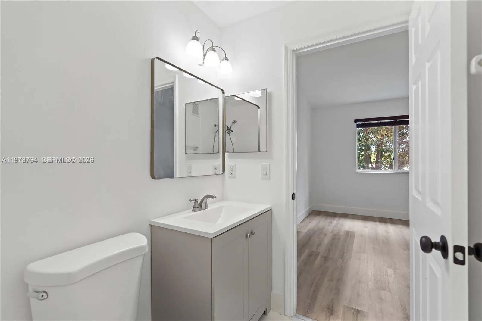 2930 12 Rd 204-31, Homestead, Florida 33035, Homestead, Florida 33035, 2 Bedrooms Bedrooms, ,2 BathroomsBathrooms,Residential Lease,For Rent,2930 12 Rd 204-31, Homestead, Florida 33035,A11978764