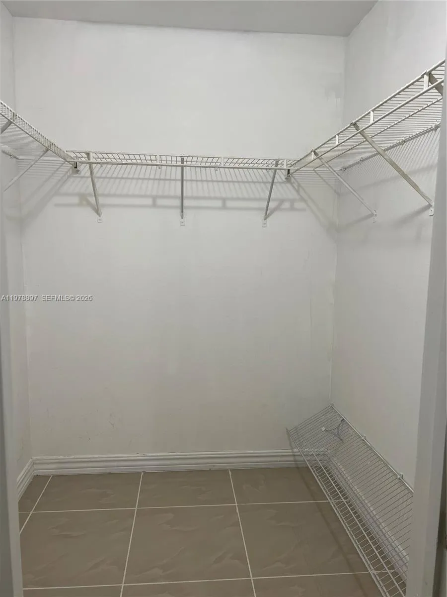15581 Sw 104th Ter 224, Miami, Florida 33196, Miami, Florida 33196, 1 Bedroom Bedrooms, ,1 BathroomBathrooms,Residential Lease,For Rent,15581 Sw 104th Ter 224, Miami, Florida 33196,A11978897