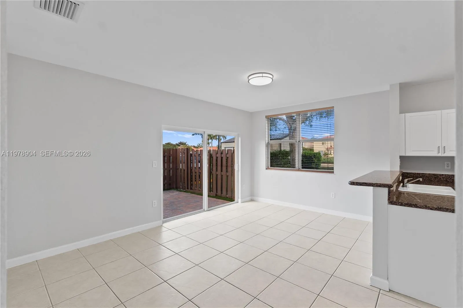 1655 Ne 33rd Rd 102-4, Homestead, Florida 33033, Homestead, Florida 33033, 3 Bedrooms Bedrooms, ,2 BathroomsBathrooms,Residential Lease,For Rent,1655 Ne 33rd Rd 102-4, Homestead, Florida 33033,A11978904