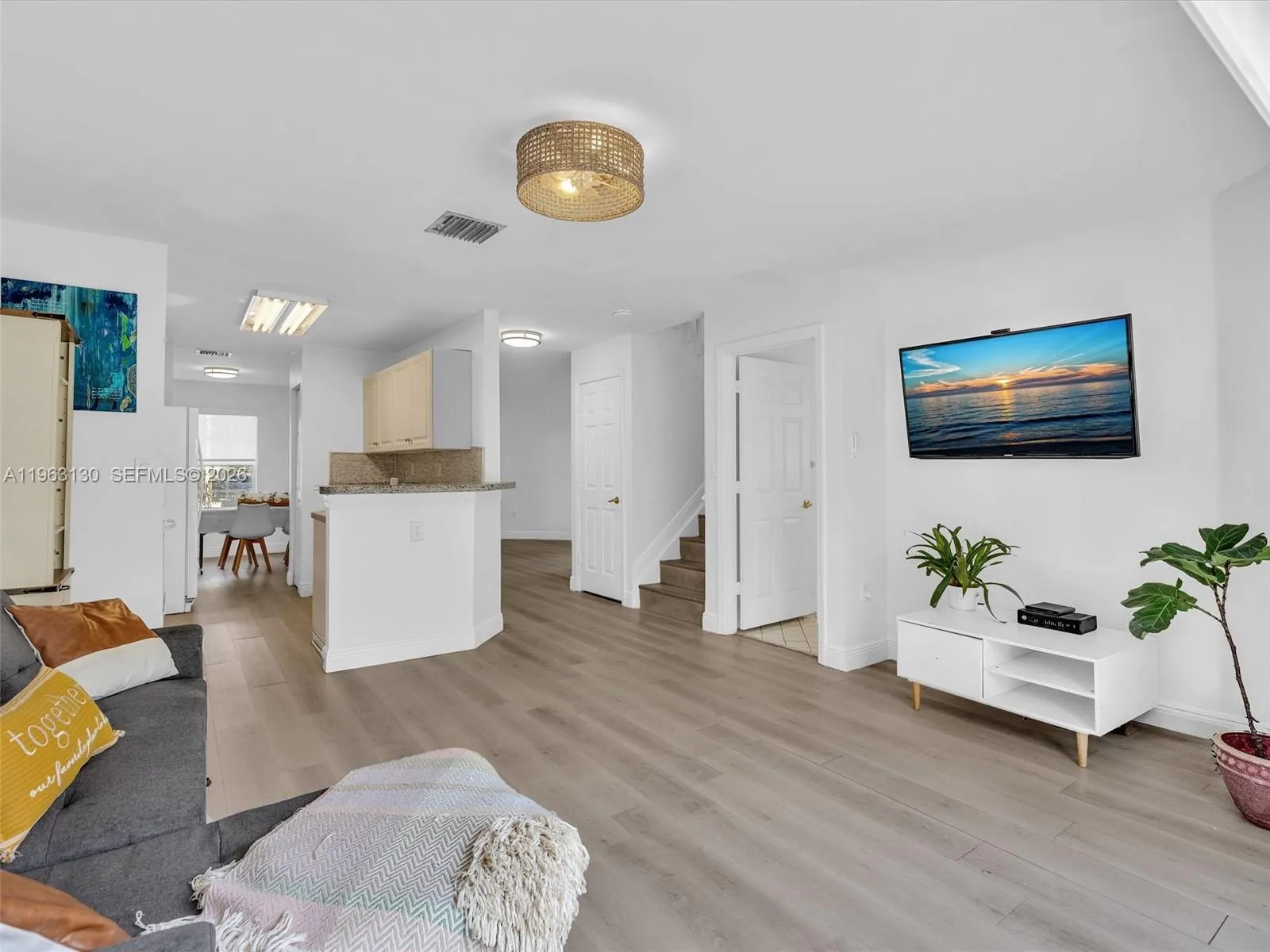 2237 Nw 171st Ter, Pembroke Pines, Florida 33028, Pembroke Pines, Florida 33028, 3 Bedrooms Bedrooms, ,2 BathroomsBathrooms,Residential,For Sale,2237 Nw 171st Ter, Pembroke Pines, Florida 33028,A11963130