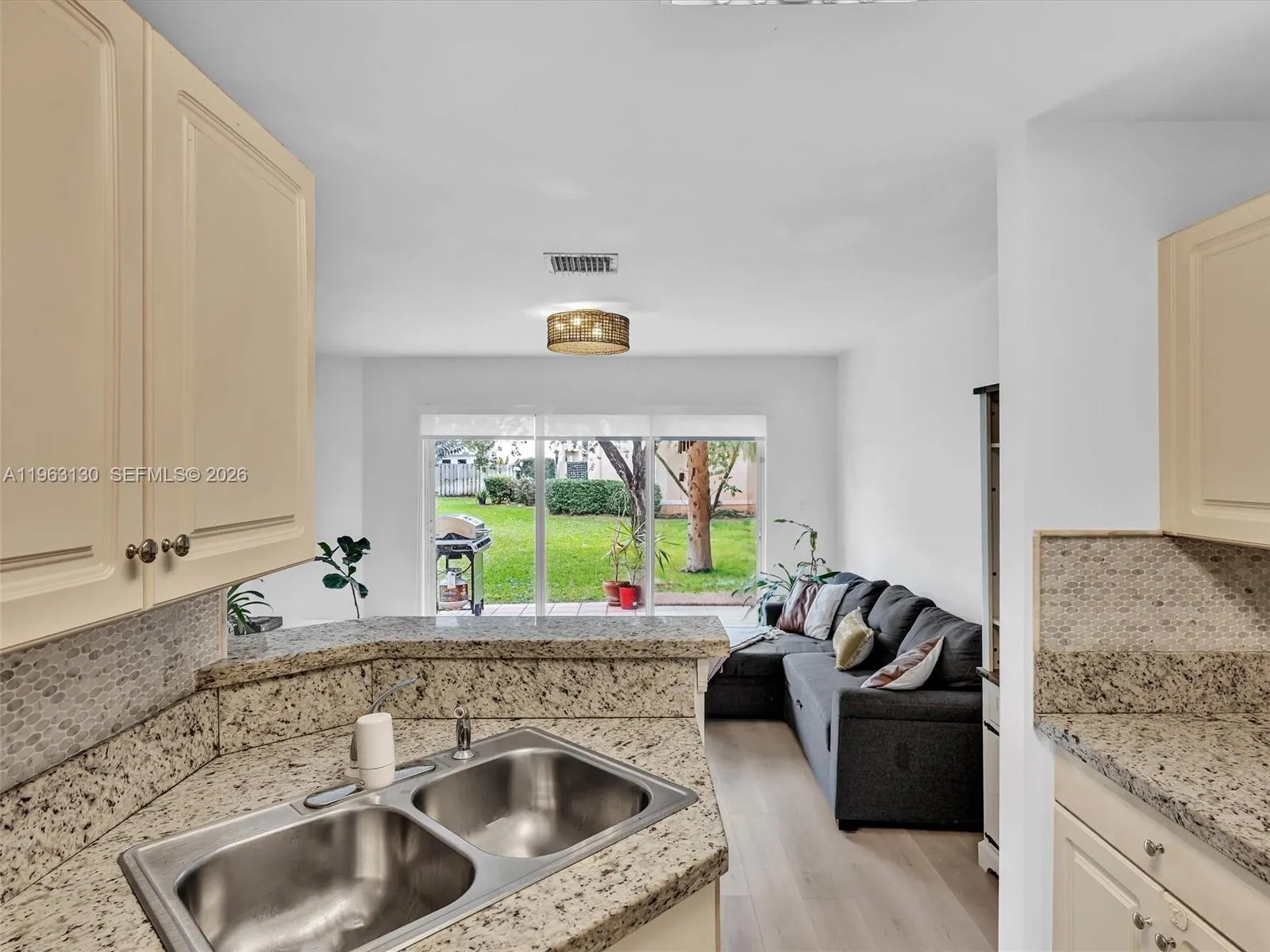 2237 Nw 171st Ter, Pembroke Pines, Florida 33028, Pembroke Pines, Florida 33028, 3 Bedrooms Bedrooms, ,2 BathroomsBathrooms,Residential,For Sale,2237 Nw 171st Ter, Pembroke Pines, Florida 33028,A11963130