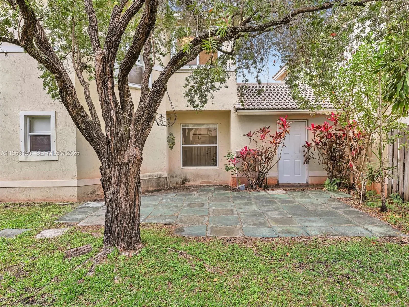 2237 Nw 171st Ter, Pembroke Pines, Florida 33028, Pembroke Pines, Florida 33028, 3 Bedrooms Bedrooms, ,2 BathroomsBathrooms,Residential,For Sale,2237 Nw 171st Ter, Pembroke Pines, Florida 33028,A11963130