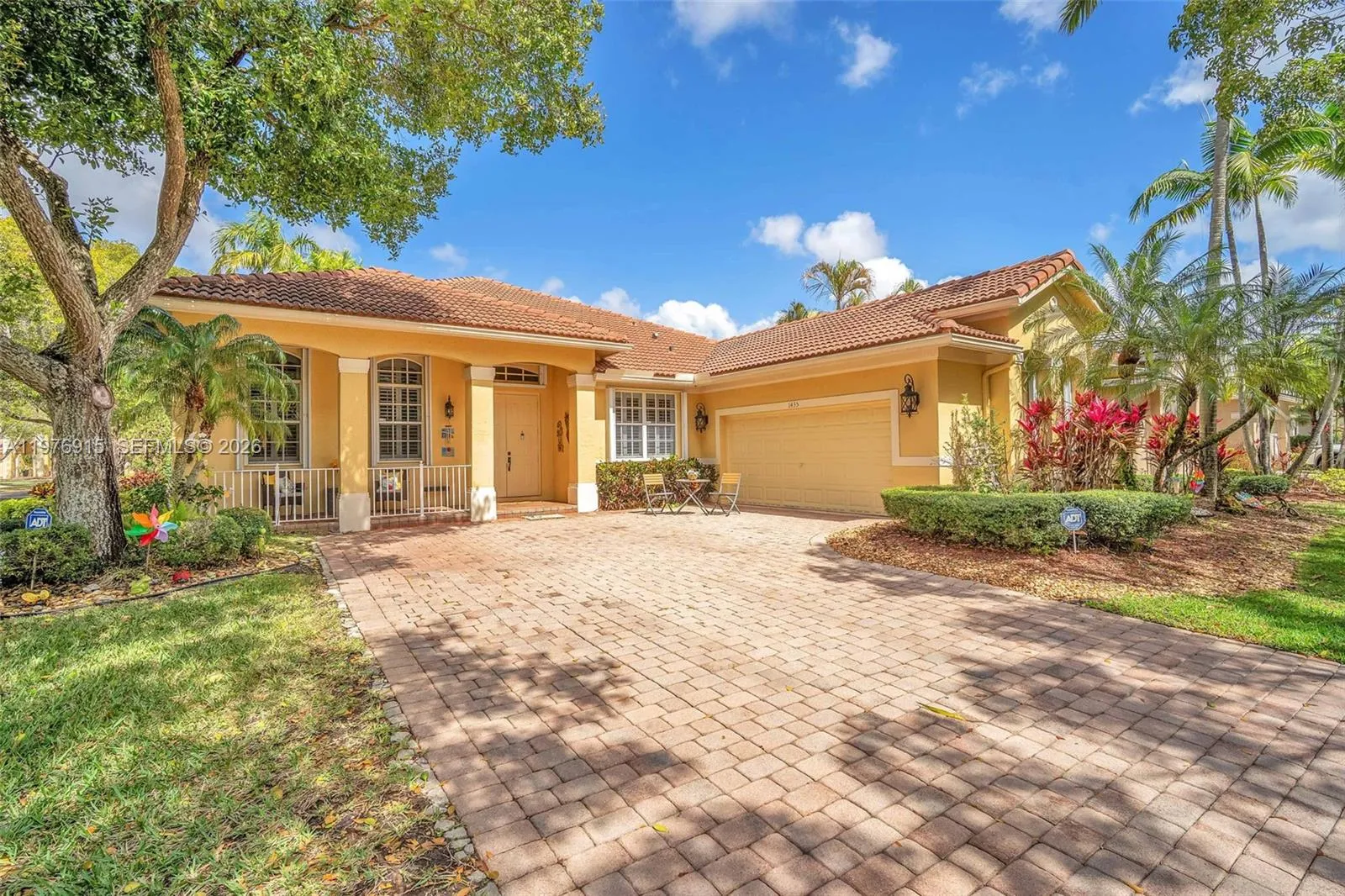 1435 Cardinal Way, Weston, Florida 33327, Weston, Florida 33327, 4 Bedrooms Bedrooms, 8 Rooms Rooms,2 BathroomsBathrooms,Residential,For Sale,1435 Cardinal Way, Weston, Florida 33327,A11976915