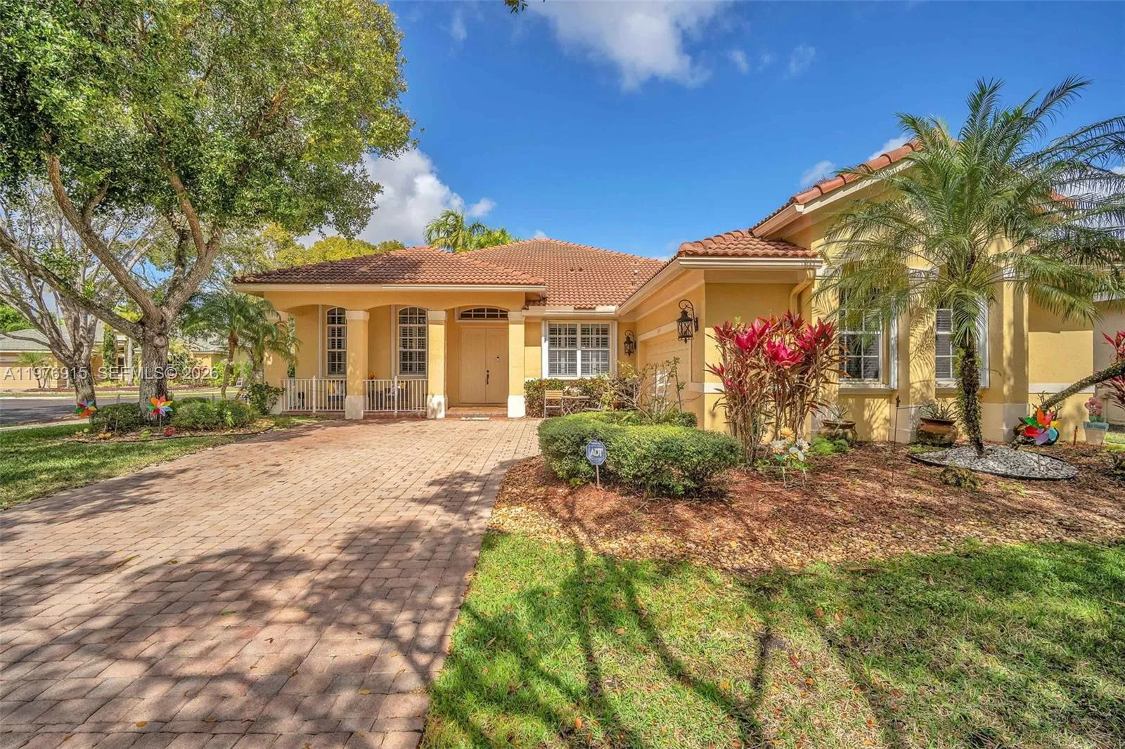 1435 Cardinal Way, Weston, Florida 33327, Weston, Florida 33327, 4 Bedrooms Bedrooms, 8 Rooms Rooms,2 BathroomsBathrooms,Residential,For Sale,1435 Cardinal Way, Weston, Florida 33327,A11976915