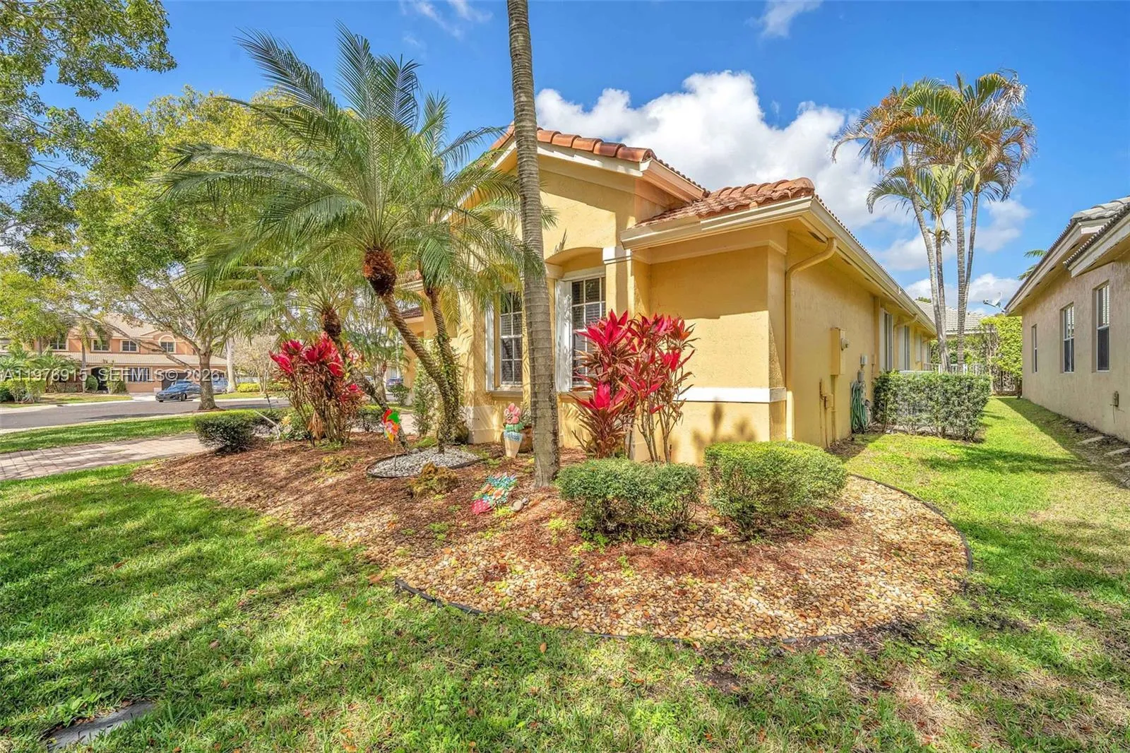 1435 Cardinal Way, Weston, Florida 33327, Weston, Florida 33327, 4 Bedrooms Bedrooms, 8 Rooms Rooms,2 BathroomsBathrooms,Residential,For Sale,1435 Cardinal Way, Weston, Florida 33327,A11976915