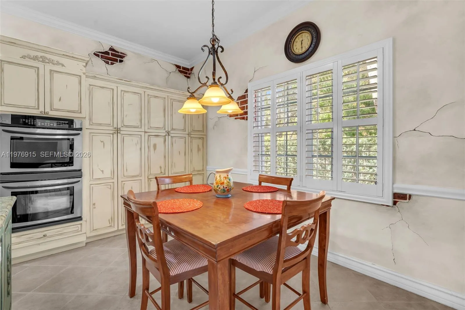 1435 Cardinal Way, Weston, Florida 33327, Weston, Florida 33327, 4 Bedrooms Bedrooms, 8 Rooms Rooms,2 BathroomsBathrooms,Residential,For Sale,1435 Cardinal Way, Weston, Florida 33327,A11976915