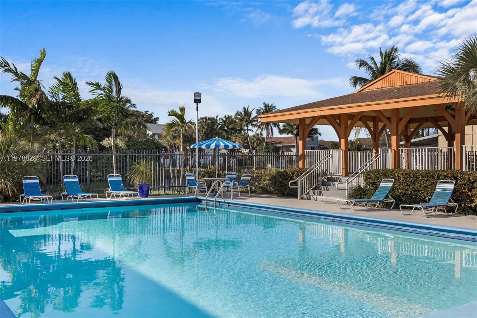 8380 Sw 154 56, Kendall, Florida 33193, Kendall, Florida 33193, 2 Bedrooms Bedrooms, ,2 BathroomsBathrooms,Residential Lease,For Rent,8380 Sw 154 56, Kendall, Florida 33193,A11978828