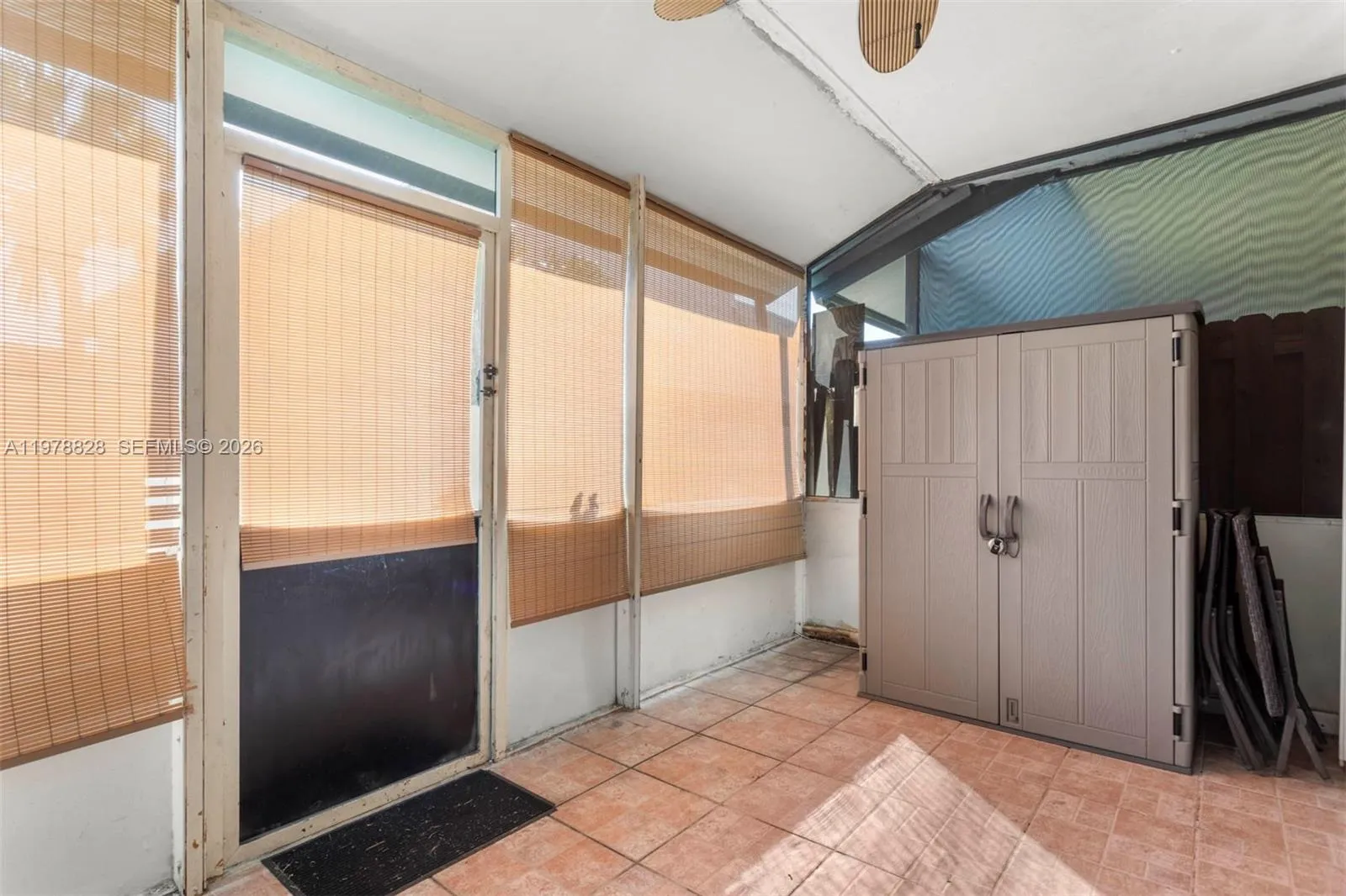 8380 Sw 154 56, Kendall, Florida 33193, Kendall, Florida 33193, 2 Bedrooms Bedrooms, ,2 BathroomsBathrooms,Residential Lease,For Rent,8380 Sw 154 56, Kendall, Florida 33193,A11978828