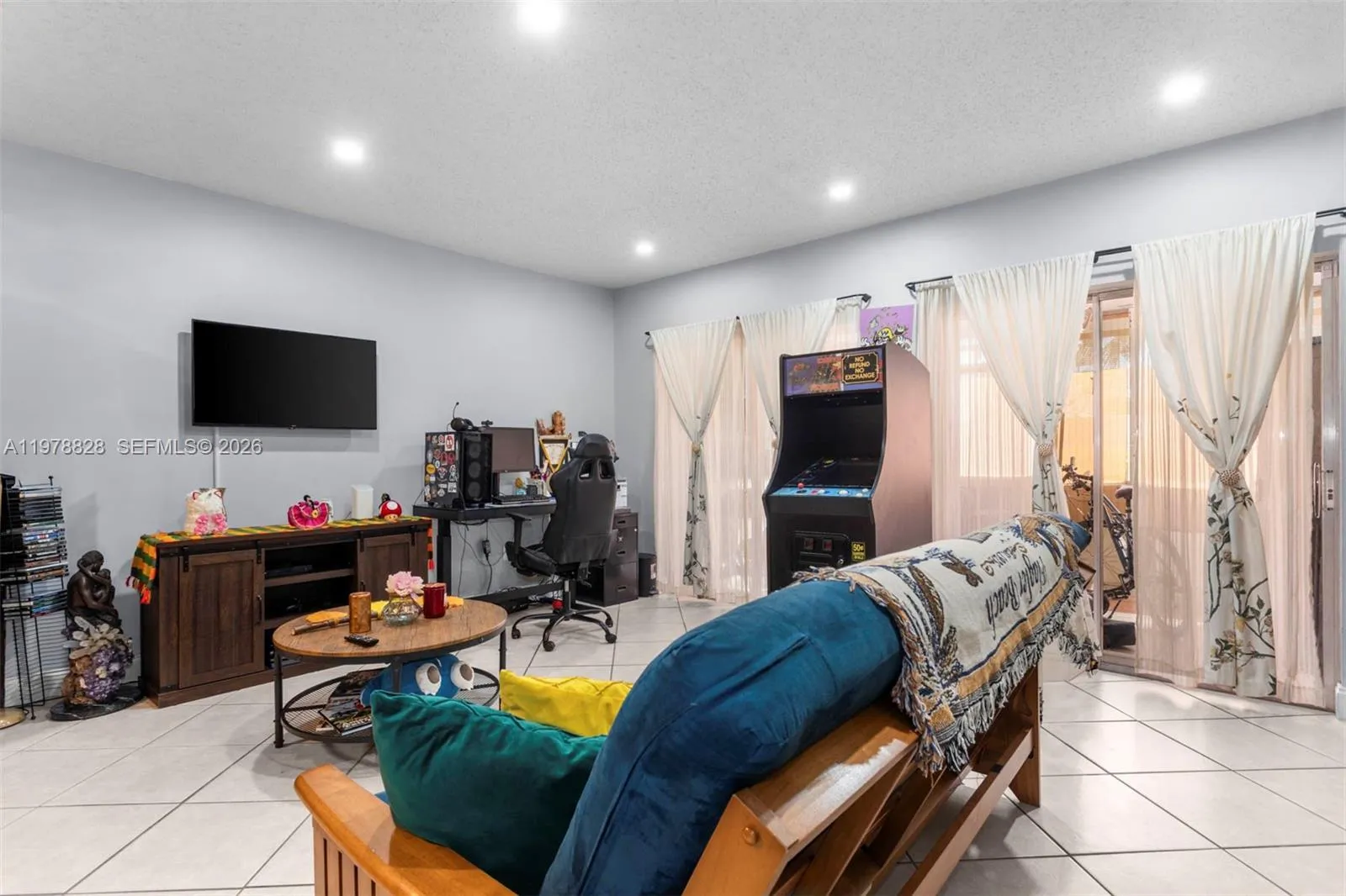 8380 Sw 154 56, Kendall, Florida 33193, Kendall, Florida 33193, 2 Bedrooms Bedrooms, ,2 BathroomsBathrooms,Residential Lease,For Rent,8380 Sw 154 56, Kendall, Florida 33193,A11978828
