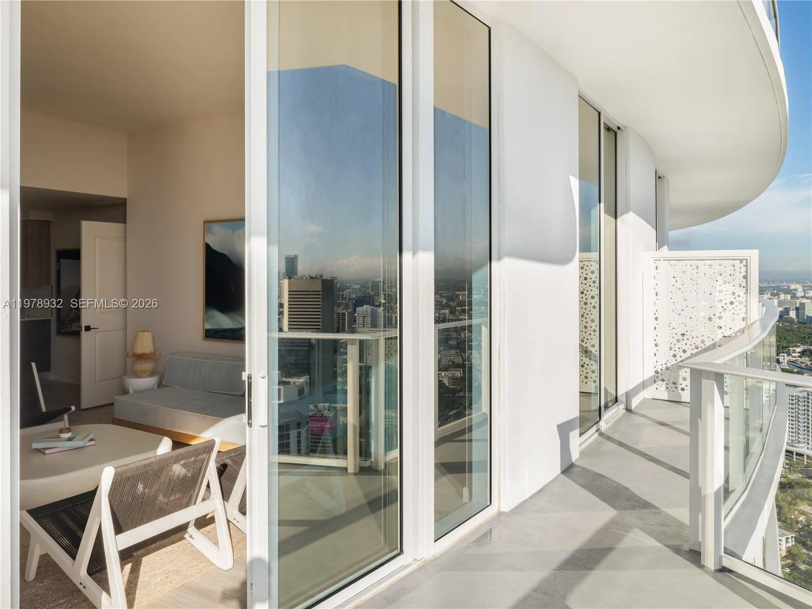 275 Sw 6th St 2006, Miami, Florida 33130, Miami, Florida 33130, 1 Bedroom Bedrooms, ,1 BathroomBathrooms,Residential Lease,For Rent,275 Sw 6th St 2006, Miami, Florida 33130,A11978932
